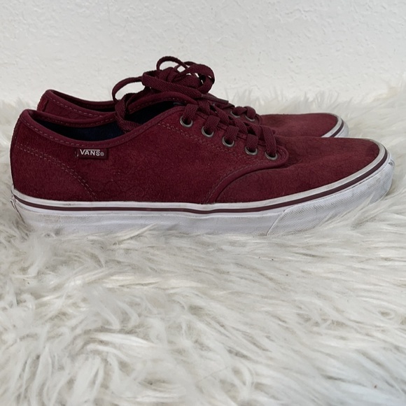 VANS Textured Burgundy Sneaker Size 9.5 - Picture 3 of 12